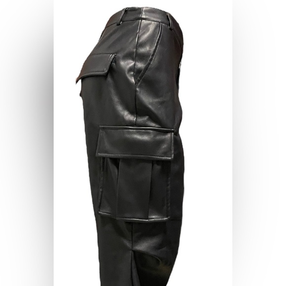 7 For All Mankind Vegan Leather Cargos - Picture 7 of 10